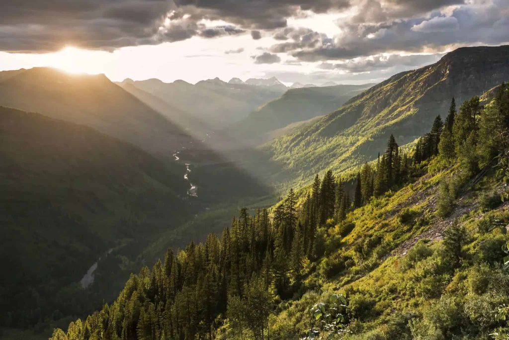 golden sunset Going-to-the-Sun Road