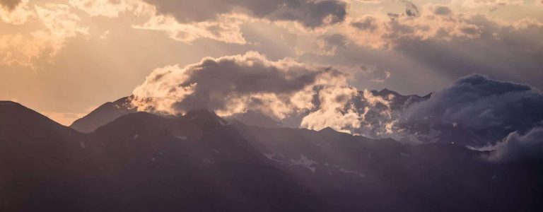 Best Time to Drive Going-to-the-Sun Road: Monthly Plan