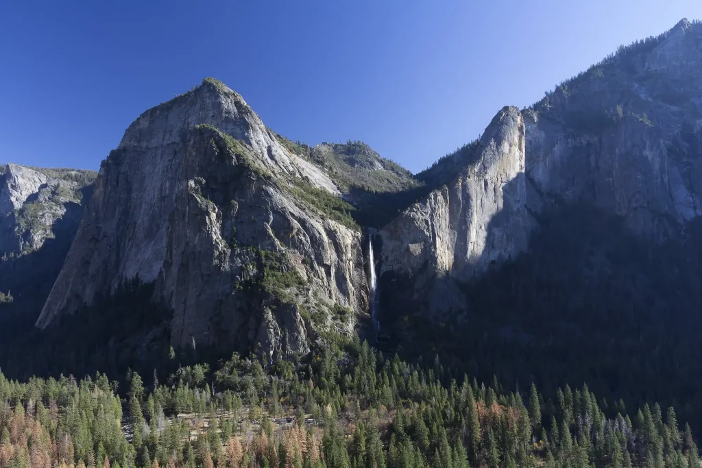 Bridal Veil Falls in Yosemite National Park best national parks