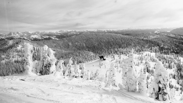 Glacier National Park Snowshoeing: Winter Guide 2026