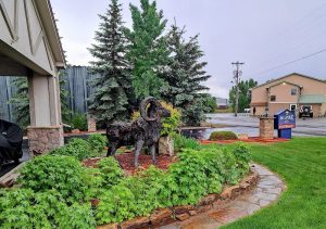 Lodging grounds with a ram sculpture welcome visitors near Black Canyon Of The Gunnison National Park.