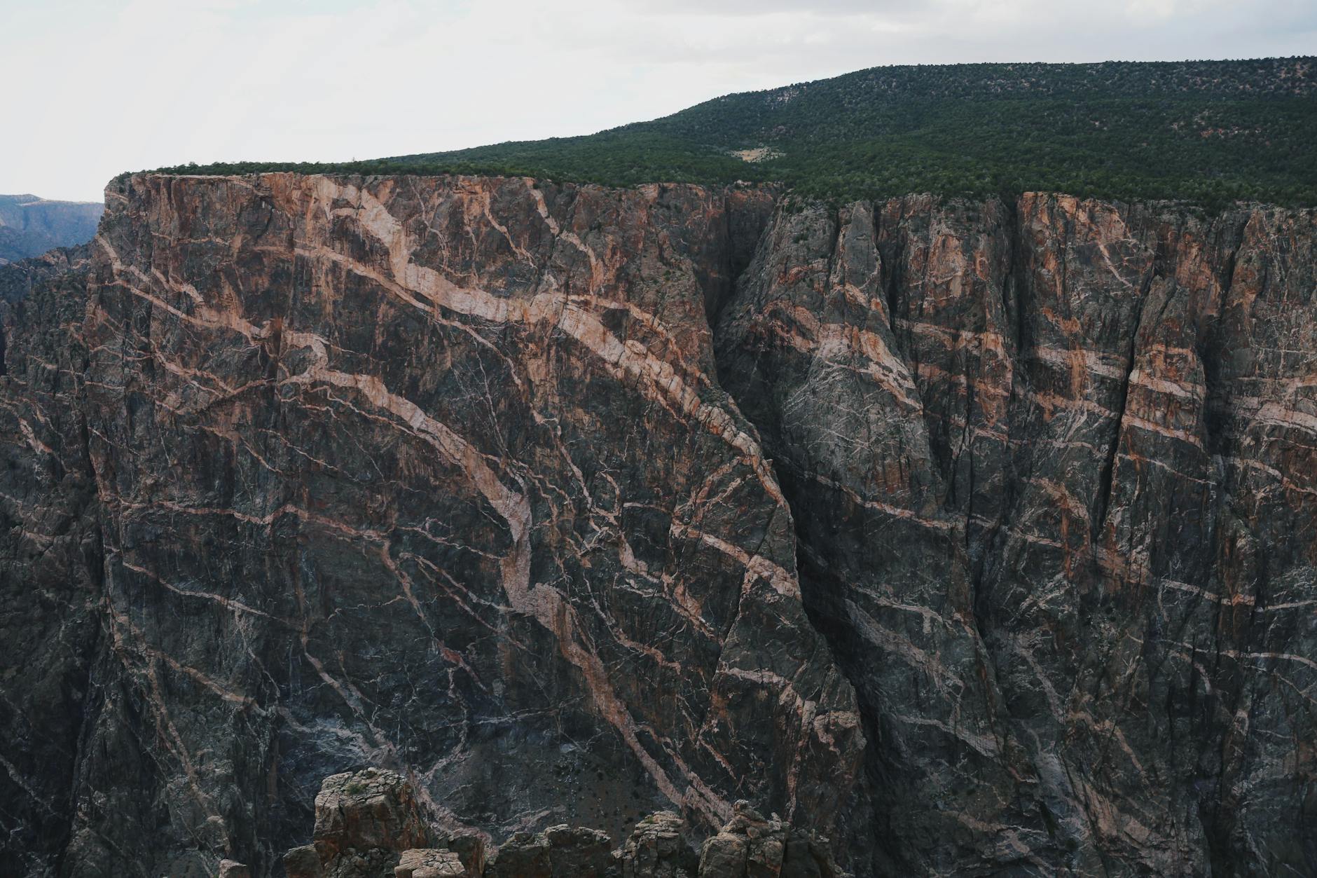 Stunning rock formations of Black Canyon in Colorado showcasing dramatic natural beauty.