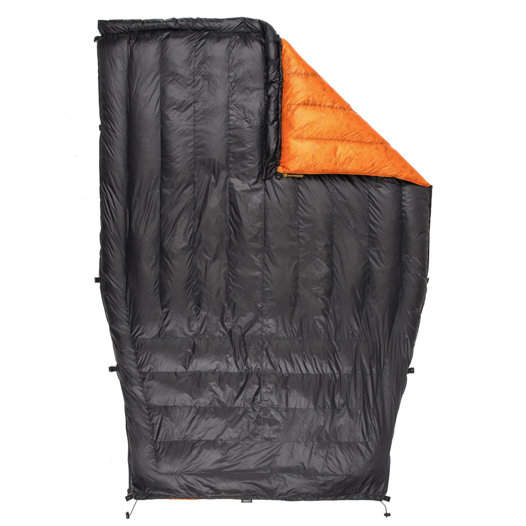Featherstone Moondance 25 Review: Ultralight Backpacking Quilt