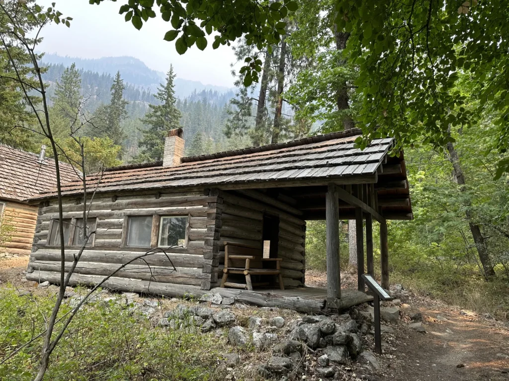 McKellar Cabin Trail